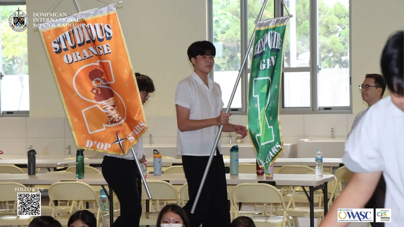 A DISK student leading a STARS team presentation